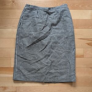 Appleseed's Black and White Houndstooth Skirt